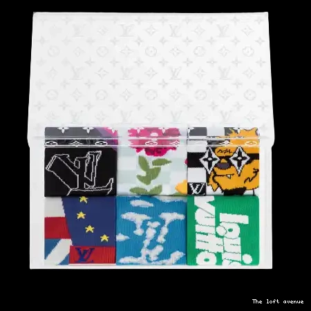 CUSTOM SOCKS LV BOX WITH 0624